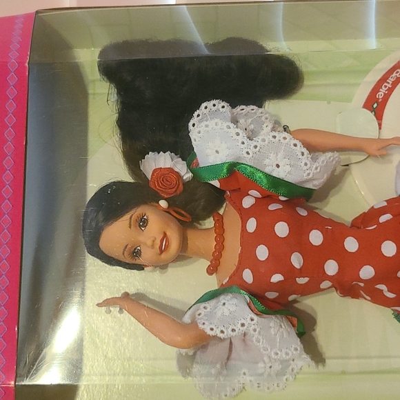 Andalucia Barbie 1996 - Picture 2 of 7